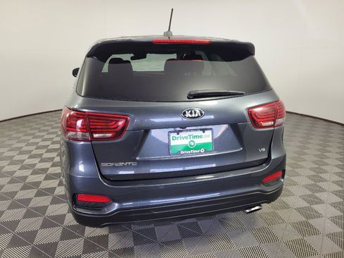 Used 2020 Kia Sorento FWD V6 image 6