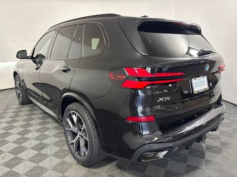 New 2026 BMW X5 xDrive40i w/ M Sport Package AWD/4WD image 7
