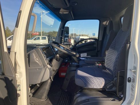 New 2025 Chevrolet Low Cab Forward 5500XG RWD image 15