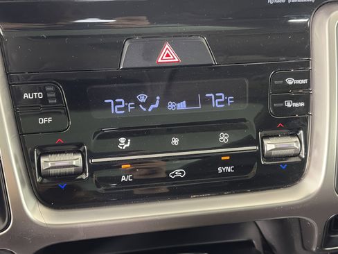 Certified 2022 Kia Sorento X-Line EX image 26