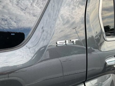 Used 2017 GMC Terrain SLT FWD image 7