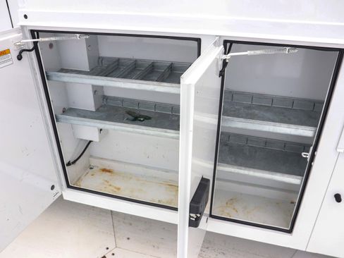 Used 2018 Ford Transit 350 11' KNAPHEIDE UTILITY BOX w/ Interior Upgrade Package image 17