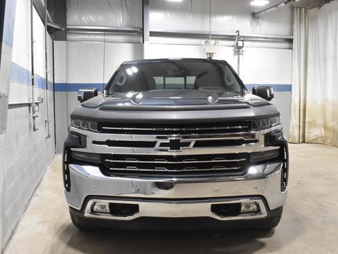 Used 2020 Chevrolet Silverado 1500 LTZ w/ LTZ Premium Package image 31