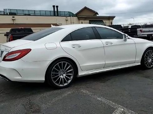 Used 2015 Mercedes-Benz CLS 550 4MATIC image 8