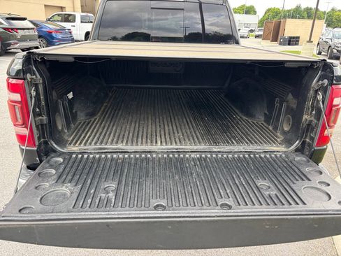 Used 2019 RAM 1500 Laramie AWD/4WD image 13