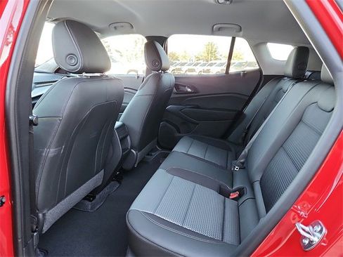 New 2026 Chevrolet Trax LT image 7