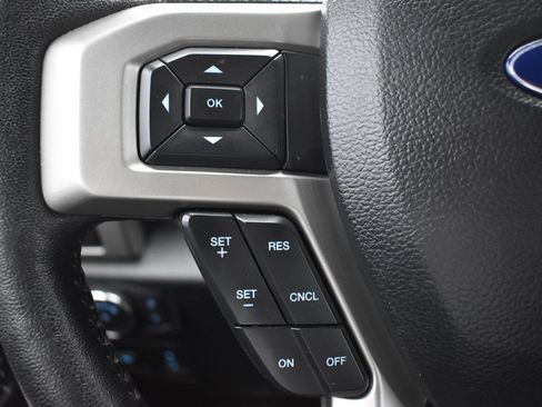 Used 2020 Ford F150 Lariat w/ Equipment Group 502A Luxury AWD/4WD image 14