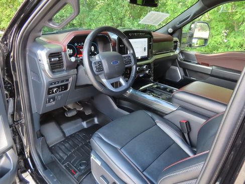 Used 2023 Ford F150 Lariat w/ Equipment Group 502A High AWD/4WD image 25