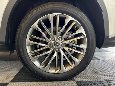 Used 2022 Lexus RX 450h AWD w/ Luxury Package image 30