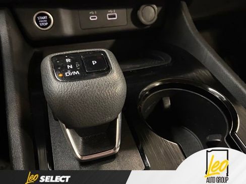 Used 2023 Nissan Rogue SV w/ SV Premium B Package AWD/4WD image 15