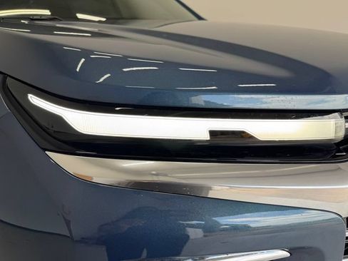 Used 2026 Chevrolet Traverse High Country w/ LPO, Floor Liner Package FWD image 33