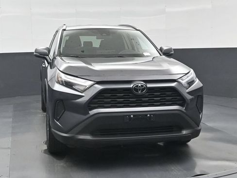 Used 2025 Toyota RAV4 XLE AWD/4WD image 34