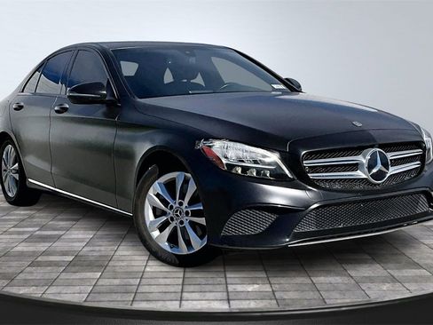 Used 2019 Mercedes-Benz C 300 Sedan image 2