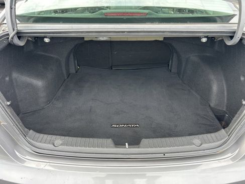 Used 2011 Hyundai Sonata Limited w/ Navigation Pkg 5 image 15