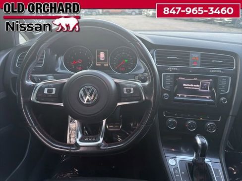 Used 2015 Volkswagen GTI SE FWD image 14