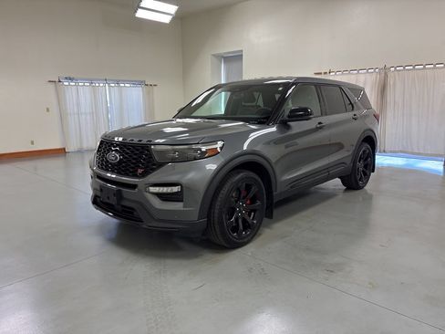Used 2022 Ford Explorer ST w/ Equipment Group 401A AWD/4WD image 4