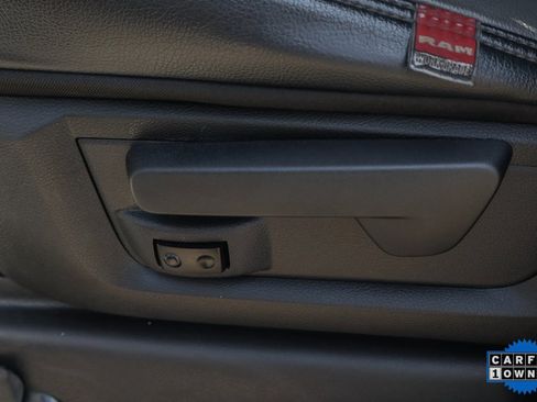 Used 2022 RAM 5500 Tradesman w/ Chrome Appearance Group image 16