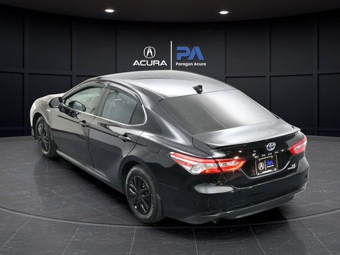 Used 2020 Toyota Camry LE FWD image 34