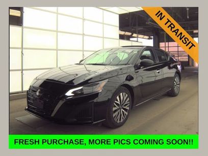 Used 2024 Nissan Altima 2.5 SV