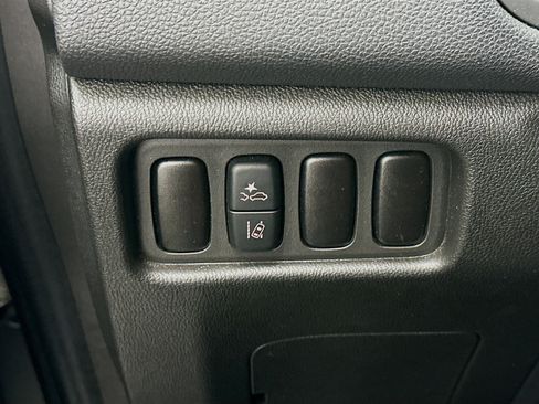 Used 2025 Mitsubishi Outlander Sport AWD image 17