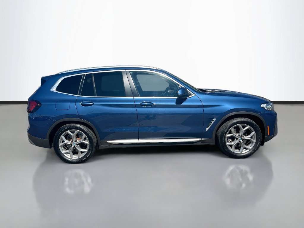 Used 2022 BMW X3 xDrive30i w/ Premium Package AWD/4WD image 4