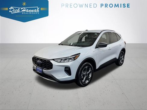 Used 2025 Ford Escape ST-Line AWD/4WD image 1