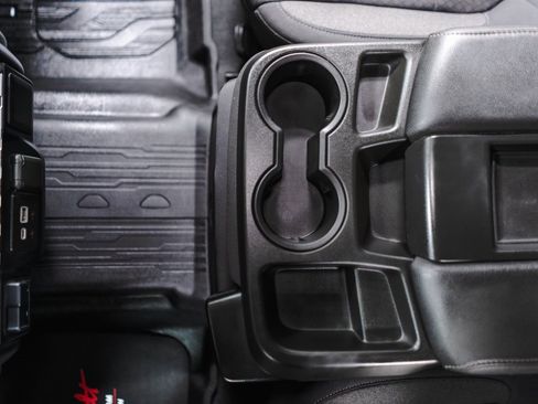 Used 2022 GMC Sierra 3500 SLE w/ SLE Convenience Package image 16