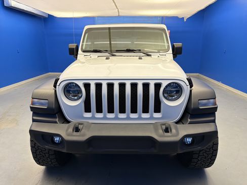 Used 2020 Jeep Wrangler Unlimited Sport S AWD/4WD image 3
