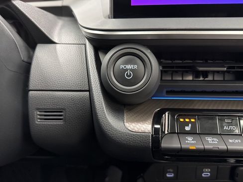 Certified 2024 Toyota Prius XLE image 23