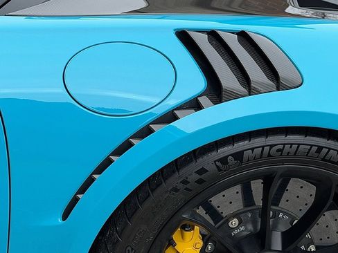 Used 2018 Porsche 911 GT2 RS image 25