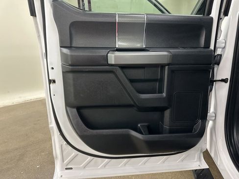 Used 2018 Ford F150 XLT w/ Equipment Group 302A Luxury image 27