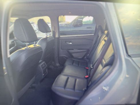 Used 2023 Nissan Rogue SL w/ SL Premium Package FWD image 6