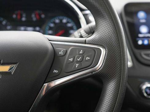 Used 2021 Chevrolet Malibu LT FWD image 24
