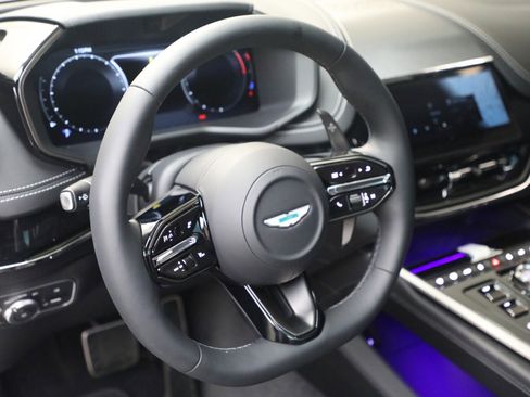 New 2026 Aston Martin DBX 707 image 23