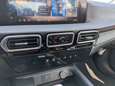 New 2026 Nissan Sentra SR w/ Floor Mat Package image 24