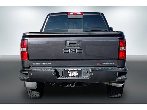 Used 2015 GMC Sierra 1500 Denali w/ Driver Alert Package image 5
