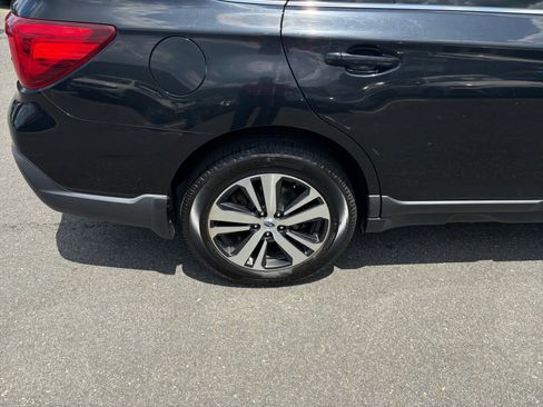 Used 2019 Subaru Outback 2.5i Limited AWD/4WD image 27