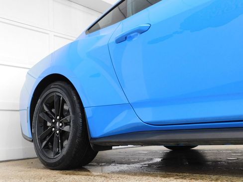 Used 2025 Ford Mustang GT RWD image 12