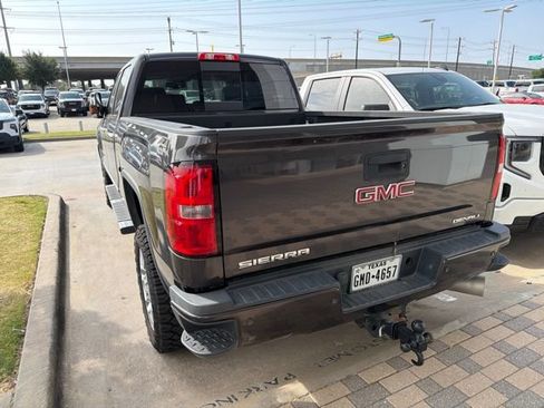 Used 2015 GMC Sierra 2500 Denali w/ Duramax Plus Package AWD/4WD image 4