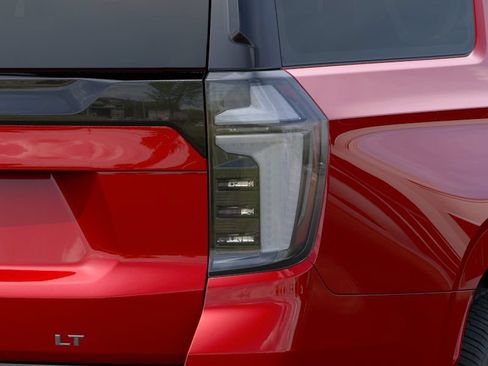 New 2026 Chevrolet Suburban LT w/ Comfort Package AWD/4WD image 11