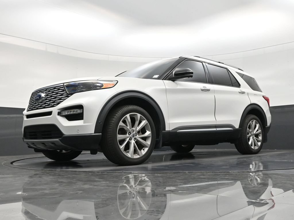 Used 2022 Ford Explorer Platinum w/ Equipment Group 601A AWD/4WD image 20