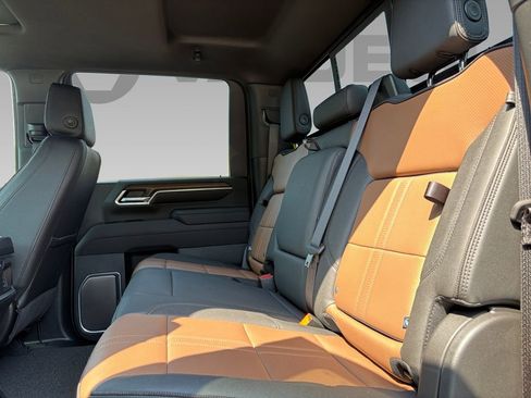 New 2026 Chevrolet Silverado 2500 High Country w/ Technology Package AWD/4WD image 5