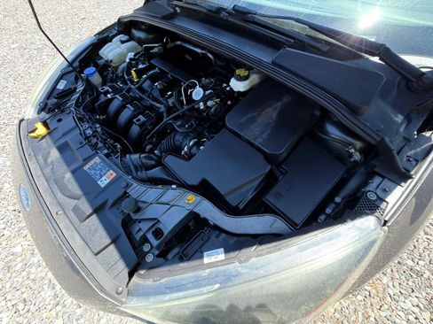 Used 2017 Ford Focus SEL FWD image 5