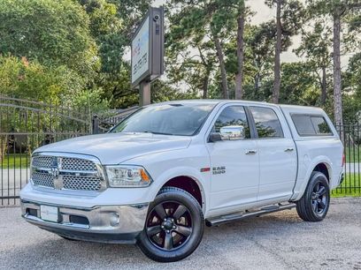 Used 2015 RAM 1500 Laramie w/ Convenience Group