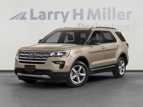 Used 2018 Ford Explorer XLT w/ Equipment Group 201A image 1