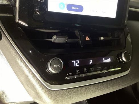 Certified 2025 Toyota Corolla LE image 14