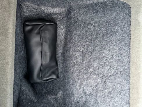 Used 2000 Chevrolet Corvette Coupe w/ Memory Pkg image 38