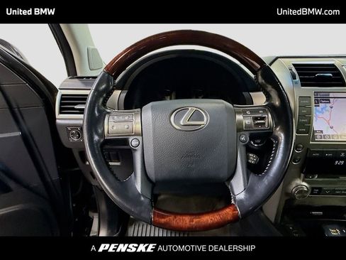 Used 2016 Lexus GX 460 w/ Premium Package AWD/4WD image 6