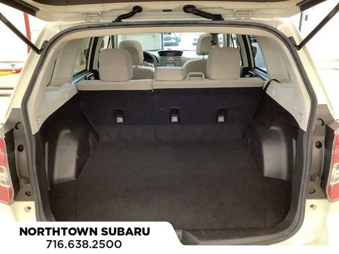 Used 2015 Subaru Forester 2.5i Premium w/ All-Weather Package AWD/4WD image 22