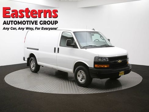 Used 2021 Chevrolet Express 2500 w/ Driver Convenience Package RWD image 46